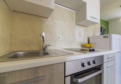 apartman žuti, kuhinja